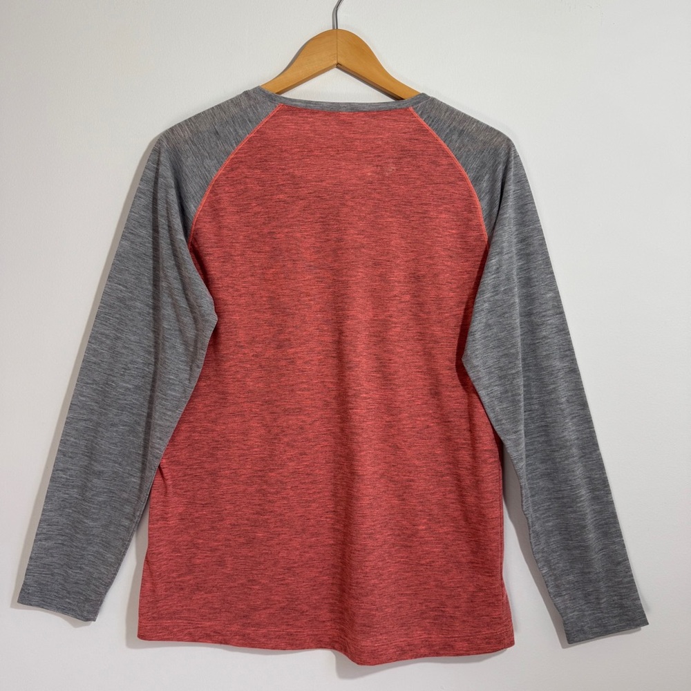 Under Armour Heatgear Long Sleeve Performance Shirt Red Gray Large - Picture 2 of 5